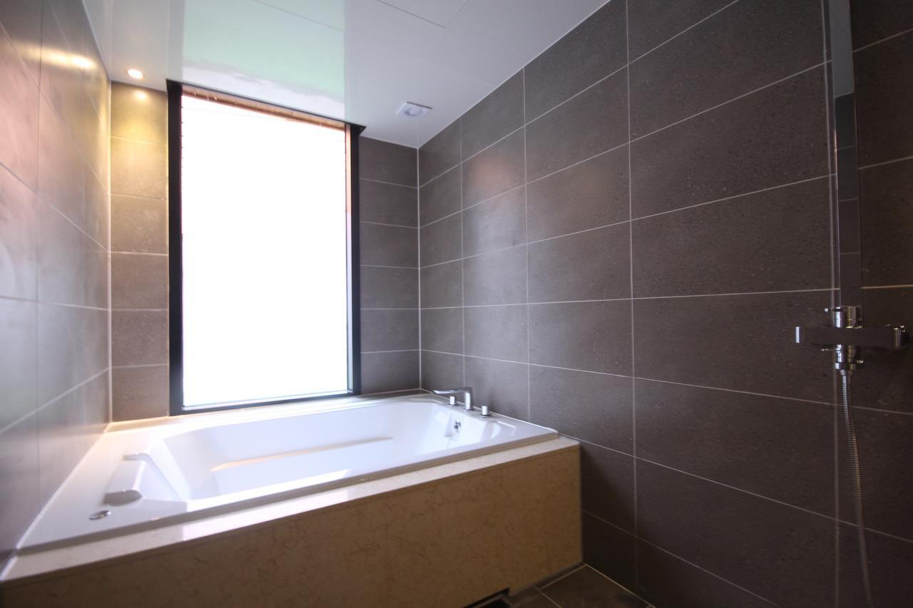 MBN Hotel Changwon Buitenkant foto