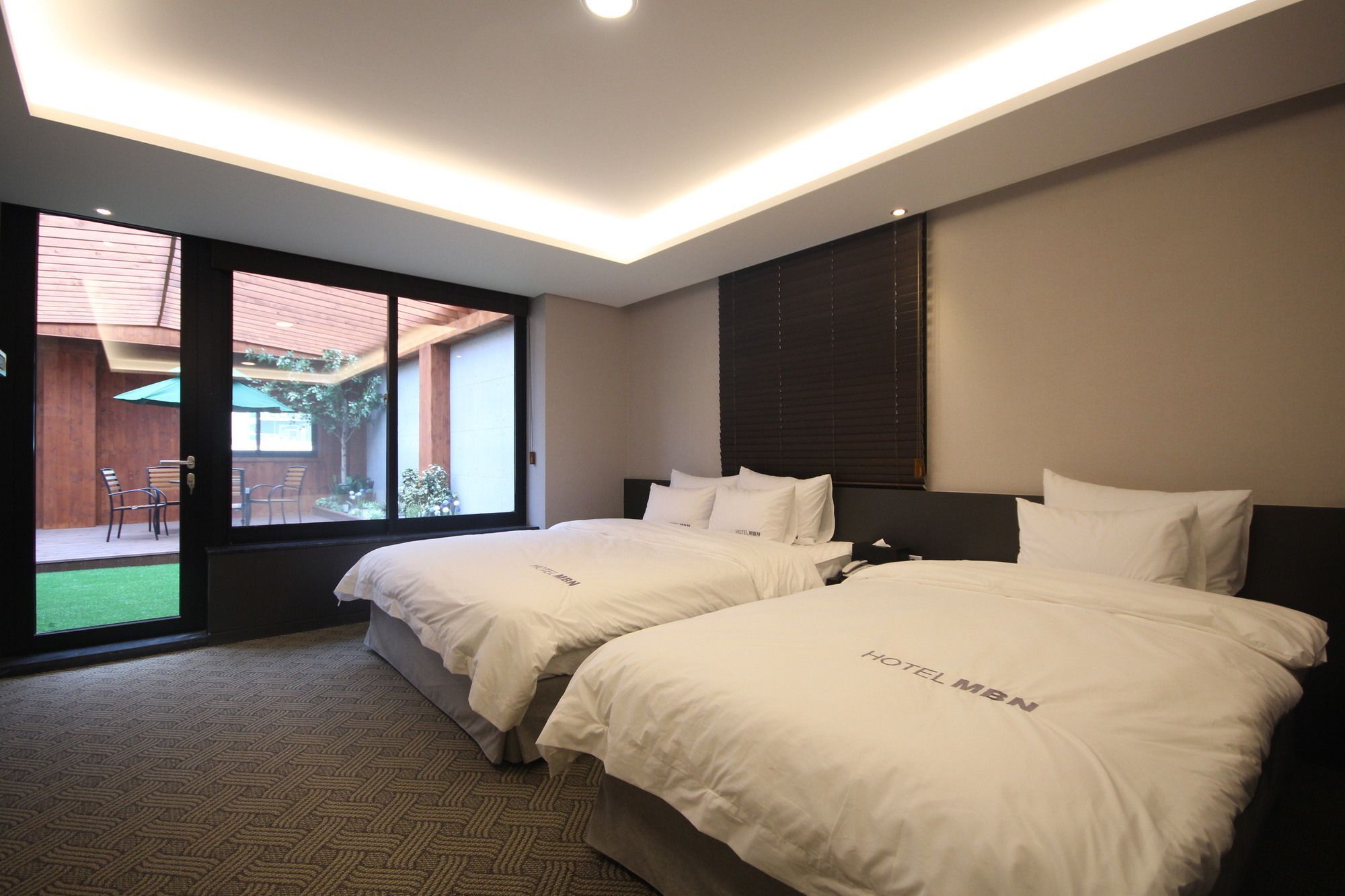 MBN Hotel Changwon Buitenkant foto