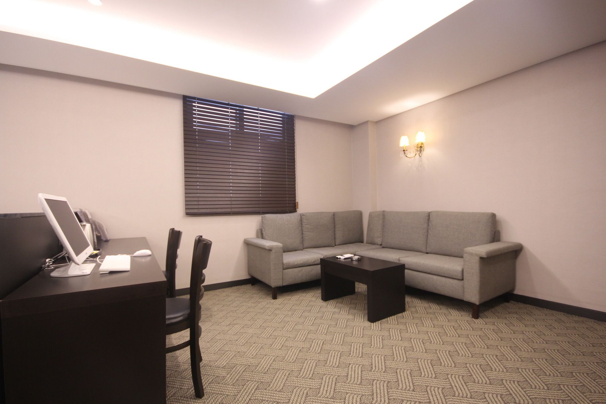 MBN Hotel Changwon Buitenkant foto