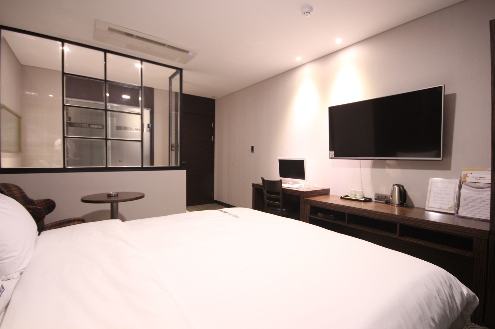 MBN Hotel Changwon Buitenkant foto